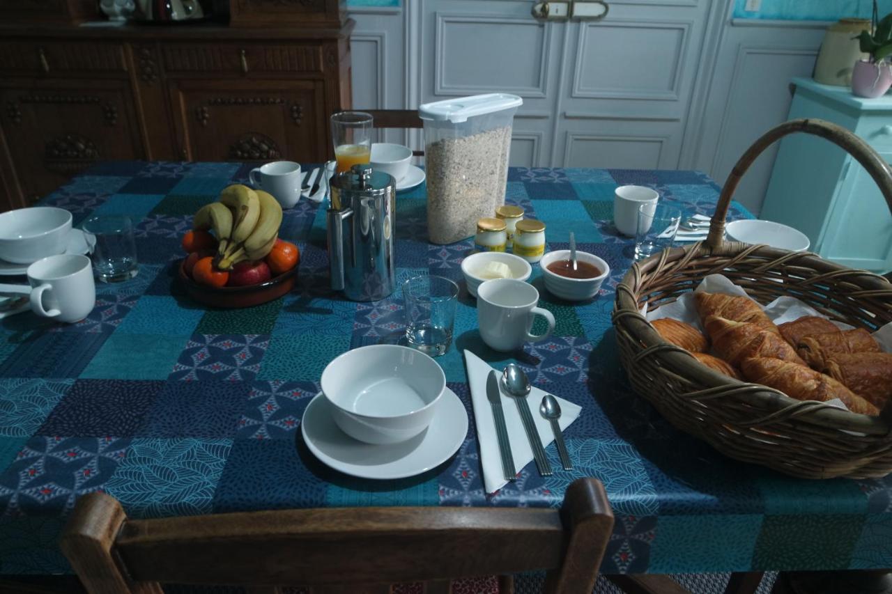Le Vieux Notaire Bed and Breakfast Landelles-et-Coupigny Eksteriør billede